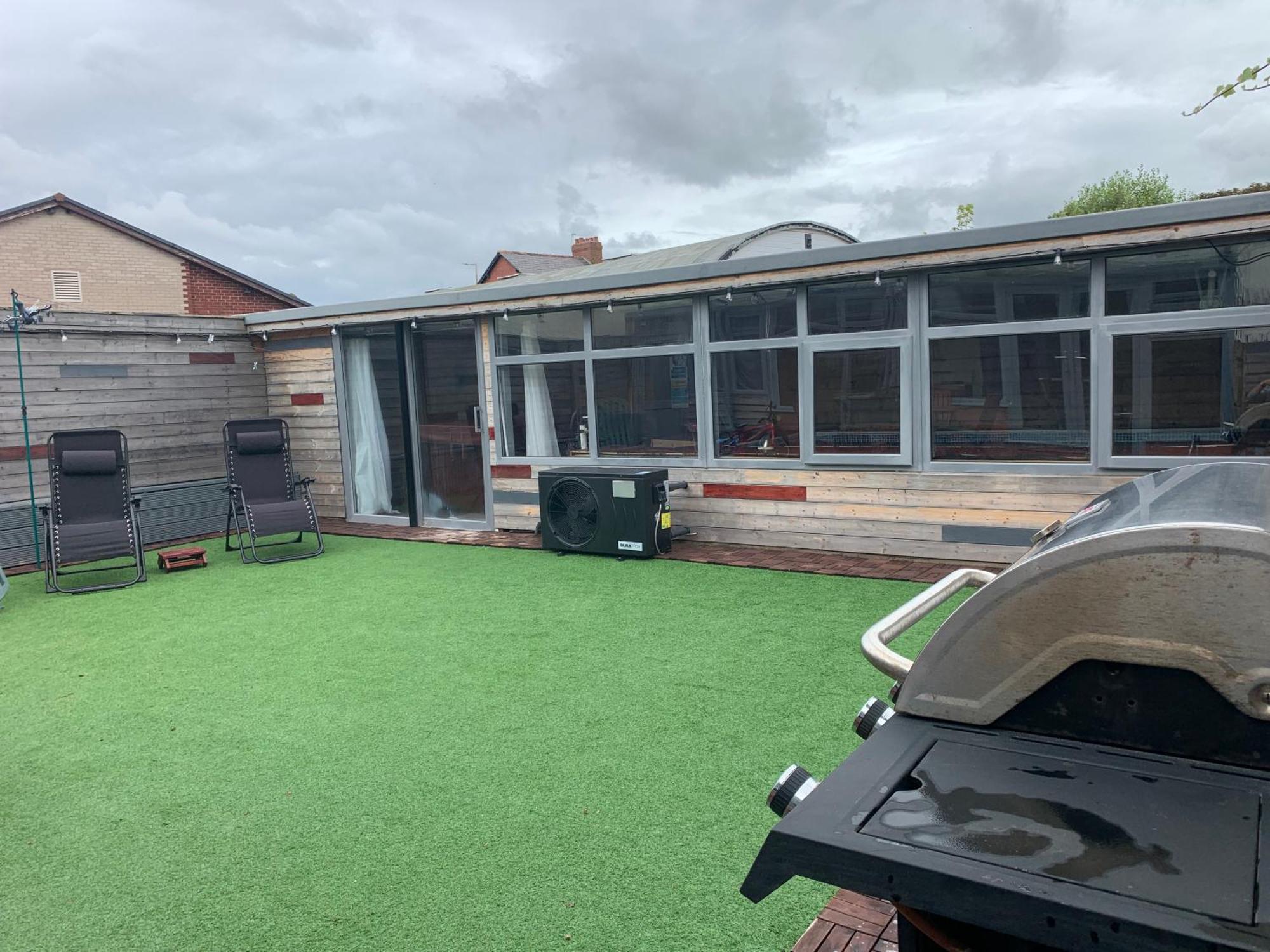 Family Holiday Home Blackpool Exterior photo